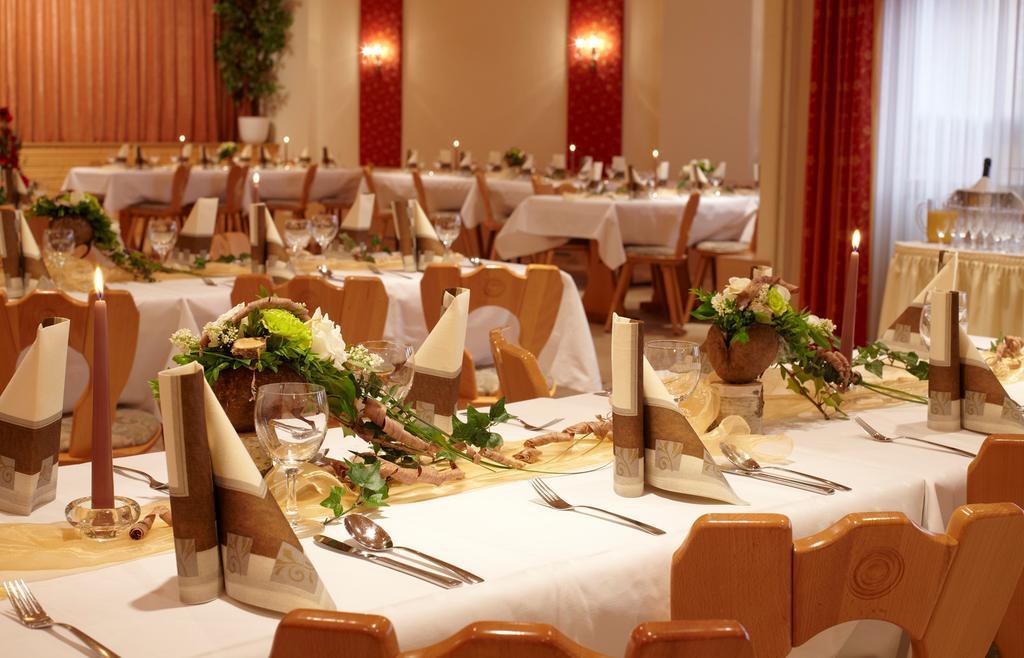 Königstein in der Oberpfalz Hotel Gasthof Zur Post מראה חיצוני תמונה